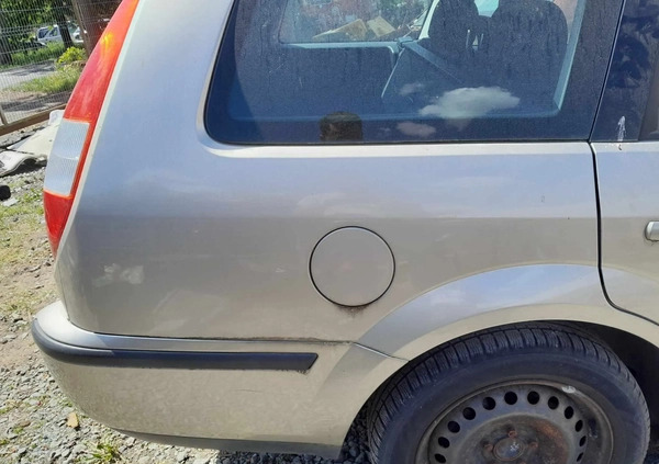Ford Mondeo cena 999 przebieg: 180000, rok produkcji 2004 z Pleszew małe 121